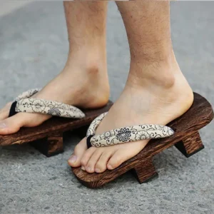 Geta Hiyori japonaise motif Karakusa