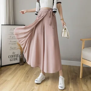 Hakama femme moderne