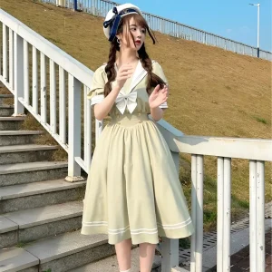 Robe d&rsquo;étudiantes Japonaise moderne